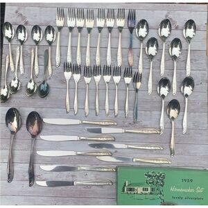 Meridian Silver Plate Co. CT USA 42 Piece Flatware Set Petal Lane Vintage 1959